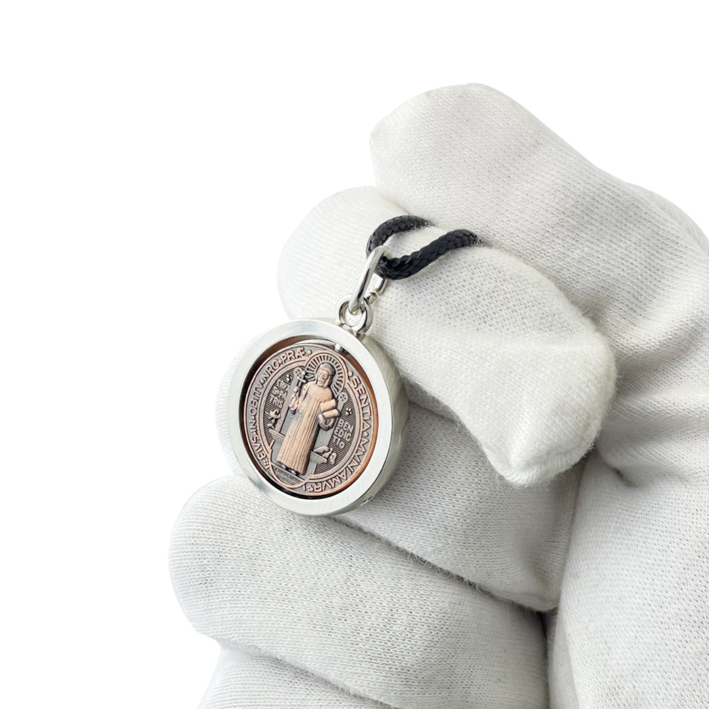 Jewelry & Watches Vitopoulos Reviews - Nuova Collana con Medaglia di San