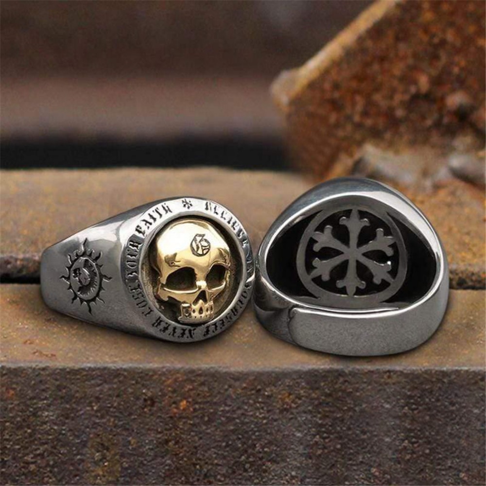 Anello con teschio per uomo e  - Gothic Skull Ring recensione e prezzo