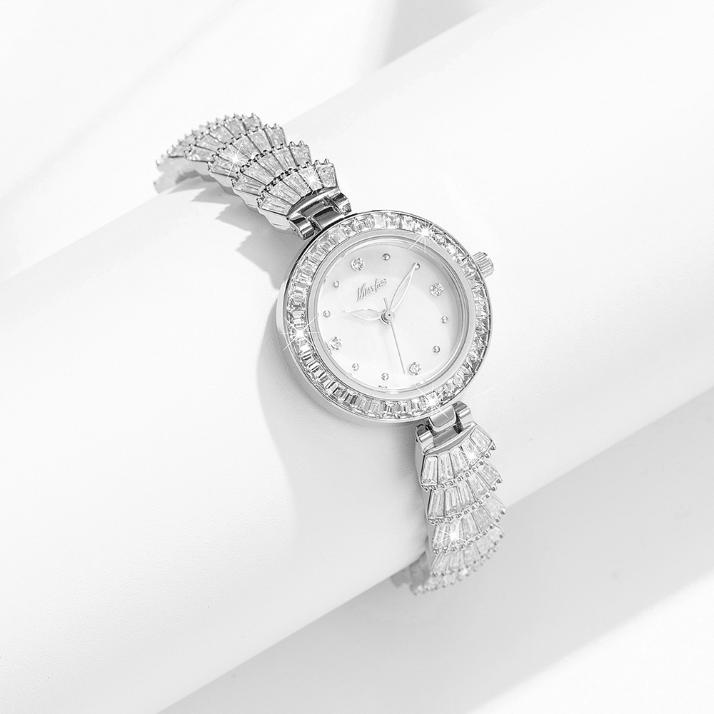 Orologio da donna UTHAI orolog - Jewelry Diamond Watches recensione e prezzo